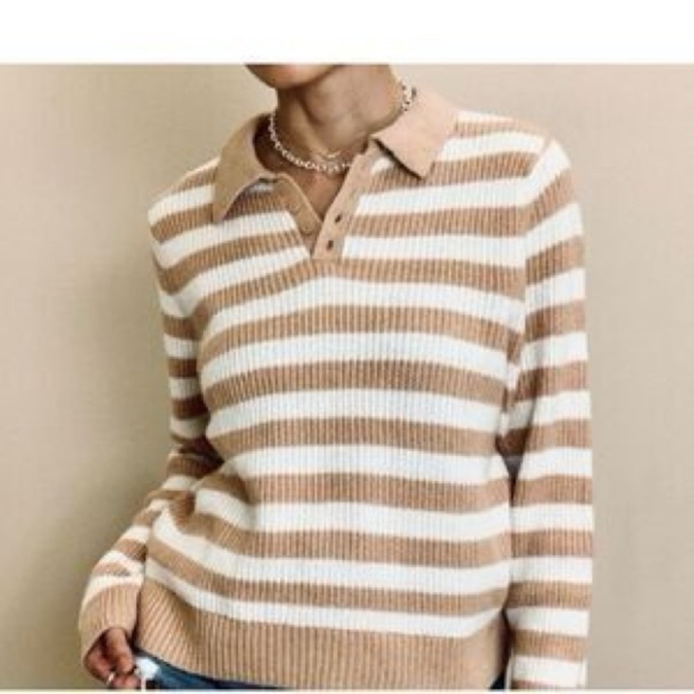 American Eagle Beige and White Striped Knit Sweater